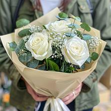 Букет цветов из:  Розы в Ложки