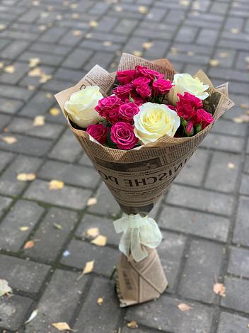 Букет цветов из: Розы в Ложки
